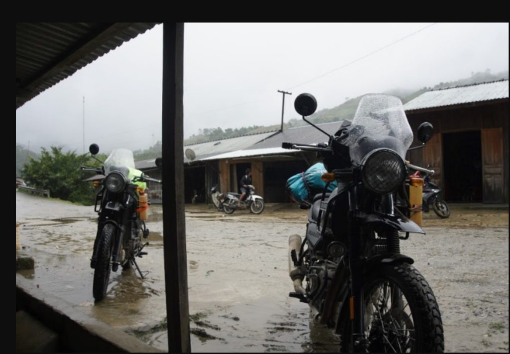 vietnam motorbike tour rider or pillion