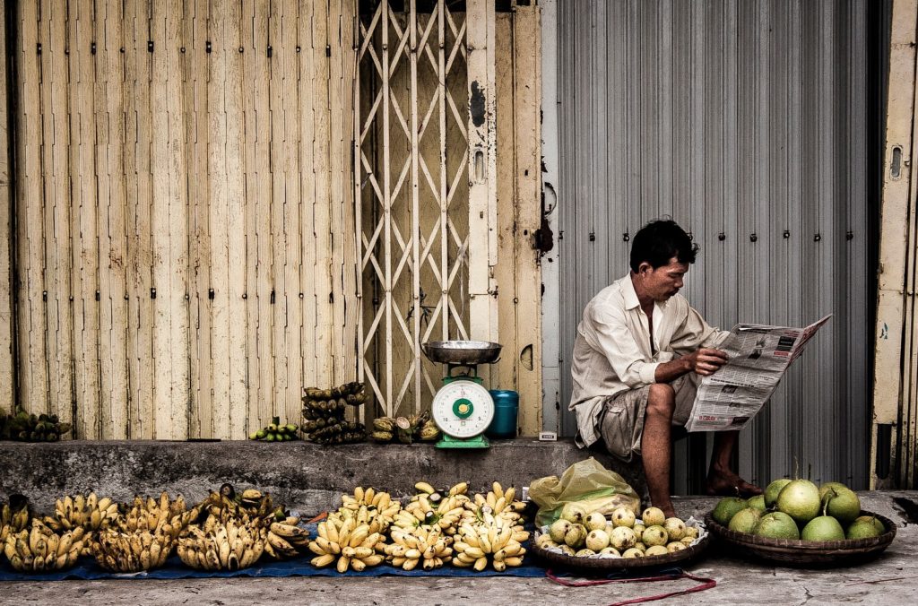 Fruit selling in Vietnam