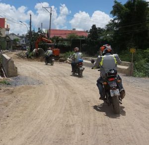 royal enfield vietnam motorbike tour